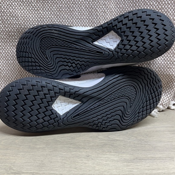 Nike Shoes Nike Tennis Shoes Size 95 Womens Poshmark